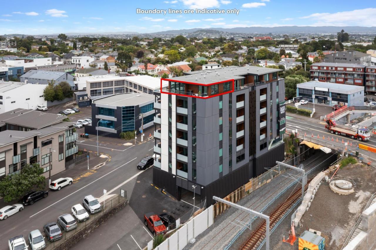 Enfield Sky - Brand New Luxury Penthouse Apartment โอ๊คแลนด์ ภายนอก รูปภาพ
